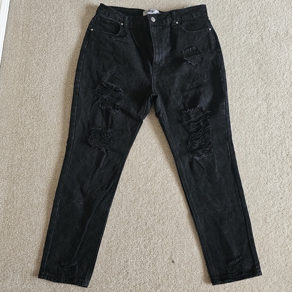 Refugee Denim Ripped Mom jeans - Picture 1 of 4